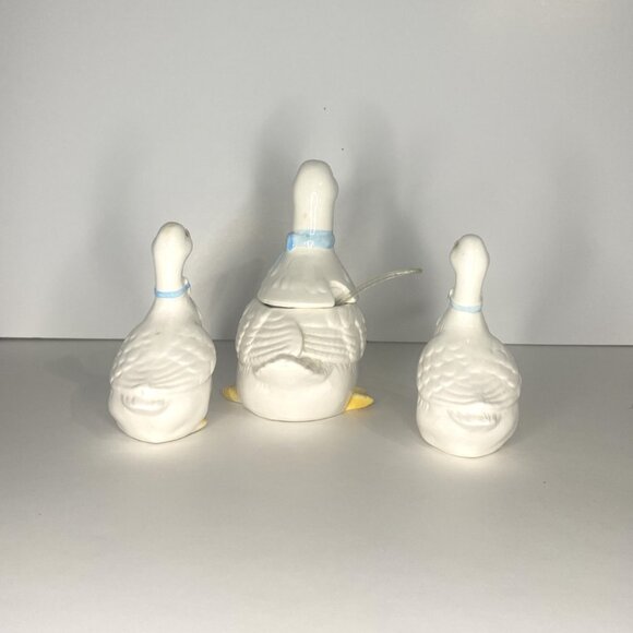 Vintage Geese Salt & Pepper Shakers and Sugar Dish - Picture 6 of 10